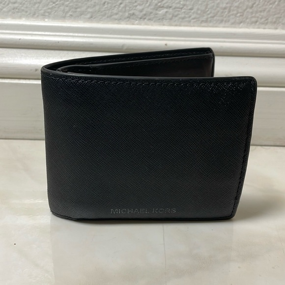 Men’s Michael Kors Bifold Wallet​​​​ - Picture 1 of 10